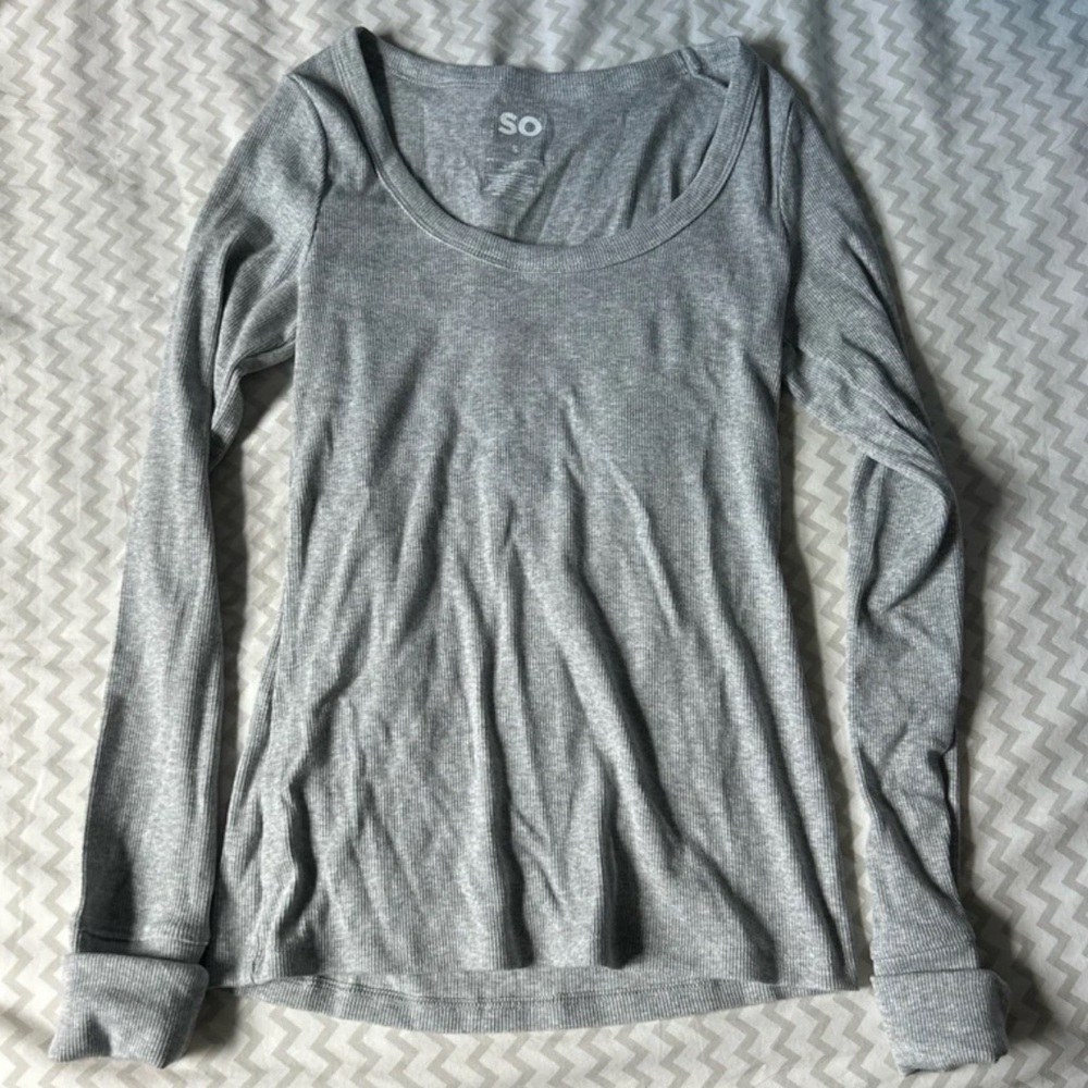 SO Gray Fitted Long Sleeve T-Shirt